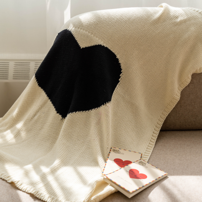 Mini Heart Throw