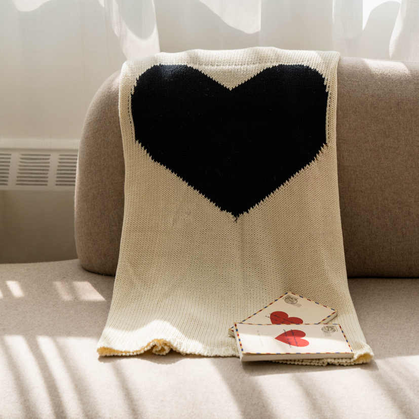 Mini Heart Throw